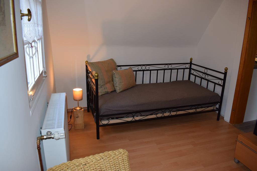 Messewohnung Graefrath Apartment